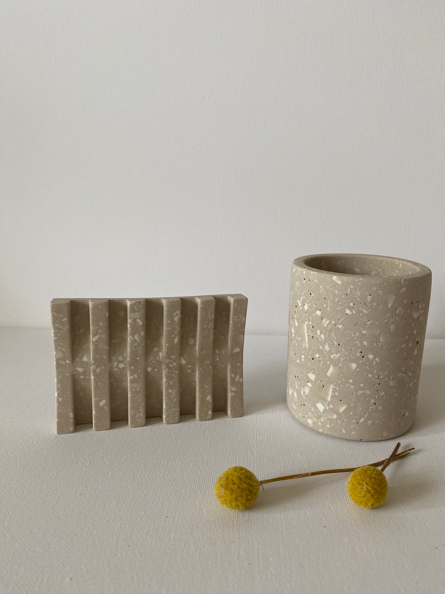 Set salle de bains terrazzo beige